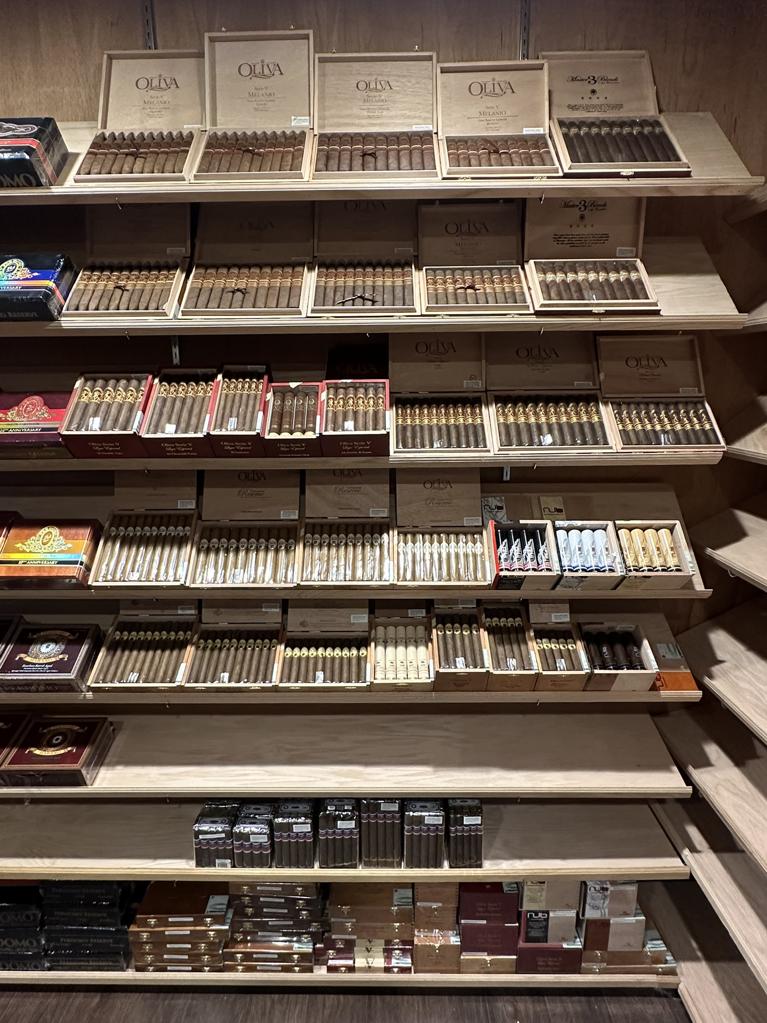 Black Rose Guest Lounge